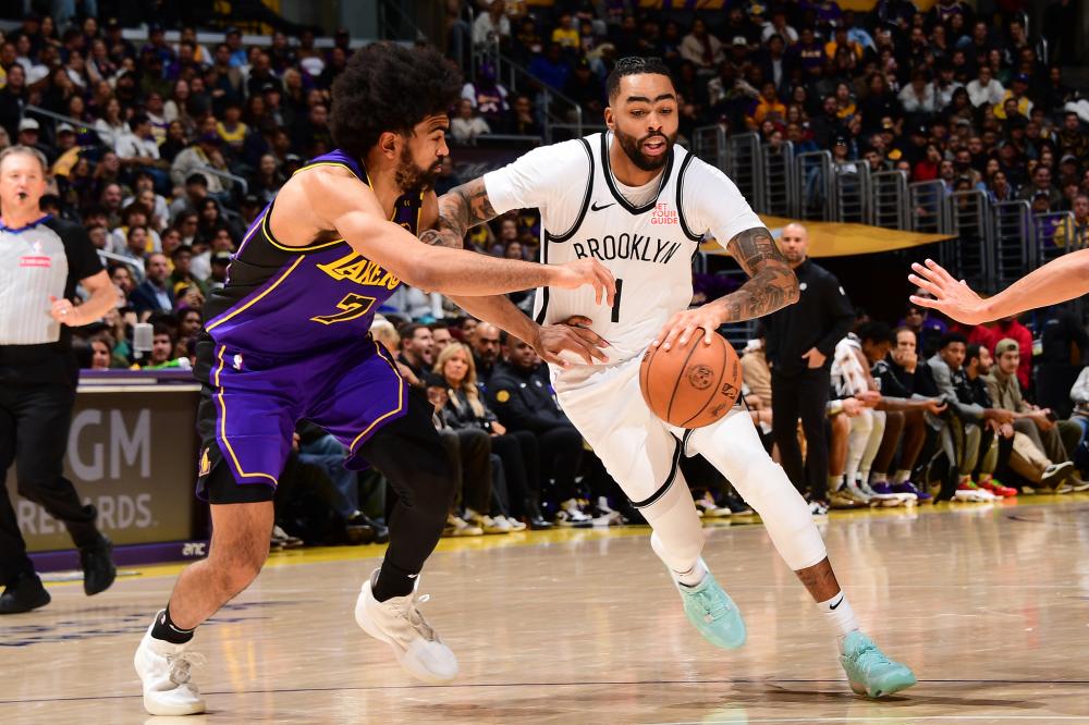 他的膝伤一 他的膝伤一